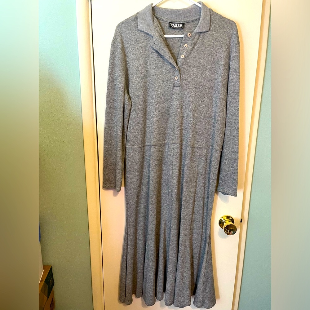 Tabby dress gray knee length size xl